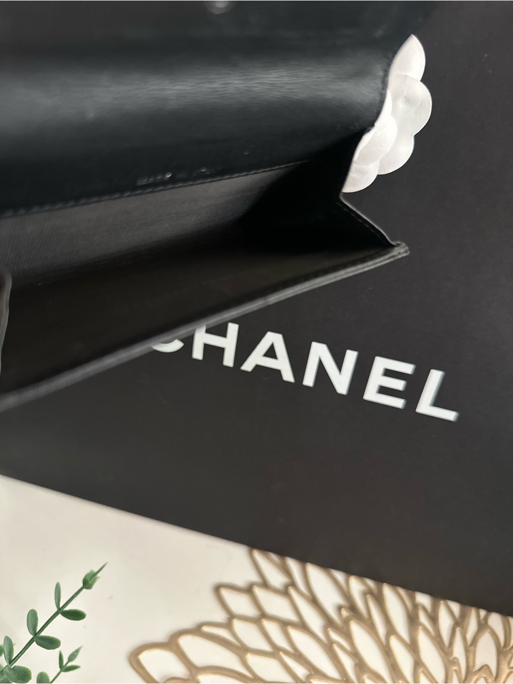 CHANEL Card Holder Quilted - Picture 4 of 11